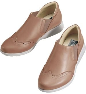 ルフラン（ルフラン）の「ラックウォーク　４Ｅ牛革ウィングチップスリッポン（スリッポン）」｜ブラウン