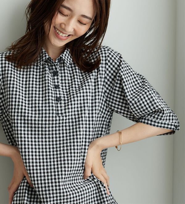 「サッカー素材バックフレアーブラウス（ブラウス）」｜詳細画像