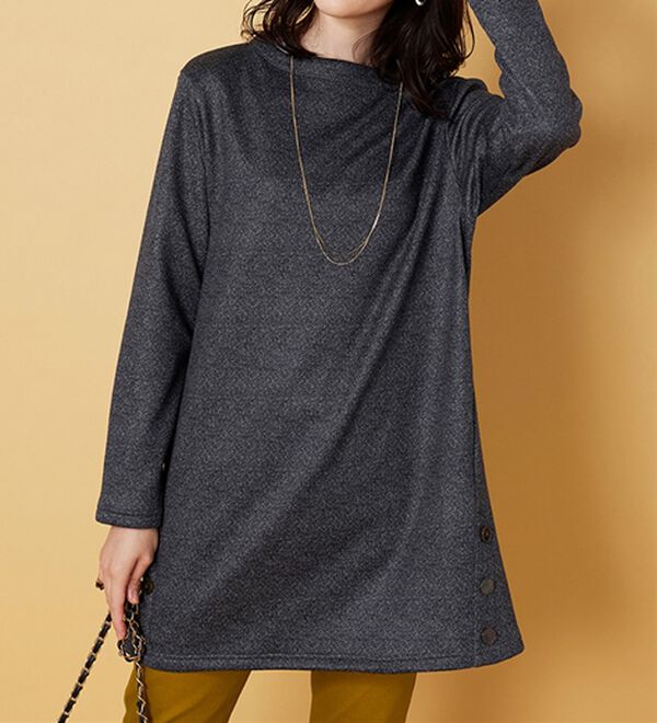 BELLUNA（ベルーナ）の「裏ベロアサイドボタン使いチュニック（チュニック）」｜詳細画像