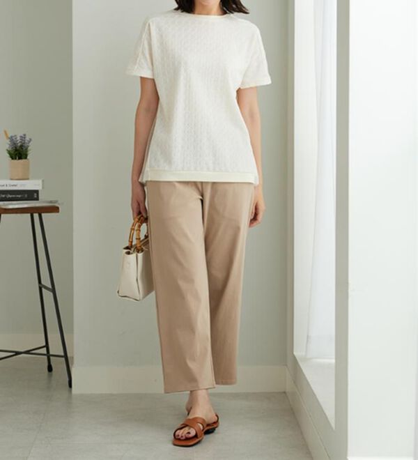 BELLUNA（ベルーナ）の「ジャカード素材チュール重ねプルオーバー（カットソー）」｜詳細画像