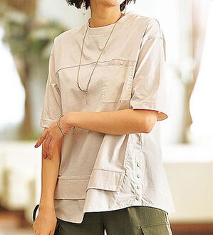 BELLUNA（ベルーナ）の「異素材切替裾ボタンデザインプルオーバー（カットソー）」｜アイボリー