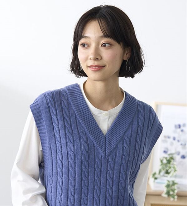 BELLUNA（ベルーナ）の「ニットベストアンサンブル（ベスト）」｜詳細画像