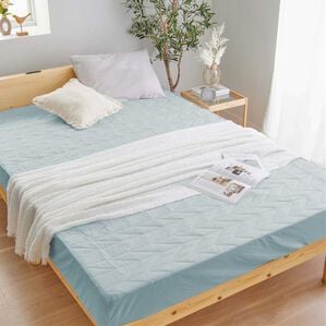 iellio（イエリオ）の「さらさら防水一体型ボックスシーツ＜抗菌防臭・中わた入り・洗える・ペット・子供・介護・ＢＯＸシーツ＞（ボックスシーツ・ベッドシーツ）」｜ブルーグレー