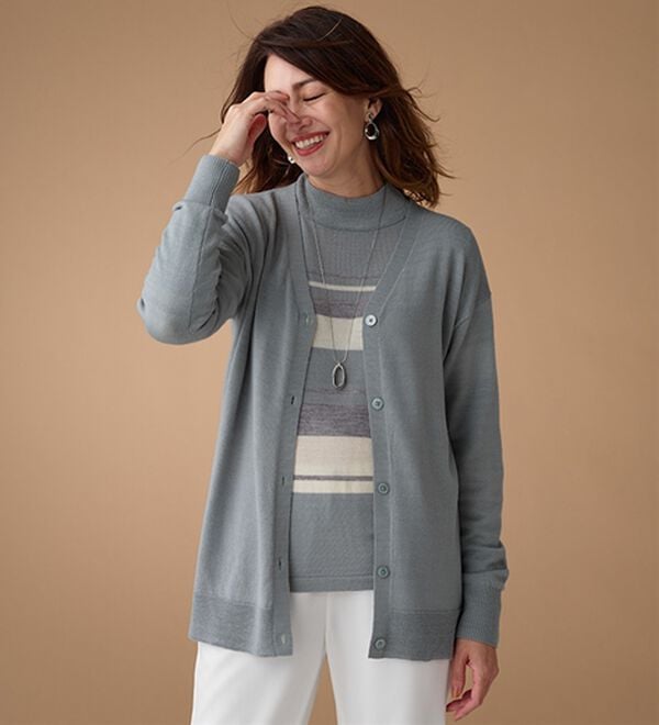 BELLUNA（ベルーナ）の「メリノウール１００％Ｖネックカーディガン（ニットカーディガン）」｜詳細画像