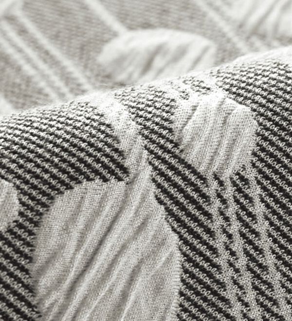 BELLUNA（ベルーナ）の「ドット柄ふくれジャカード素材チュニック（チュニック）」｜詳細画像