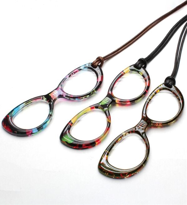 「めがね型ルーぺペンダント（ネックレス・ペンダント）」｜詳細画像