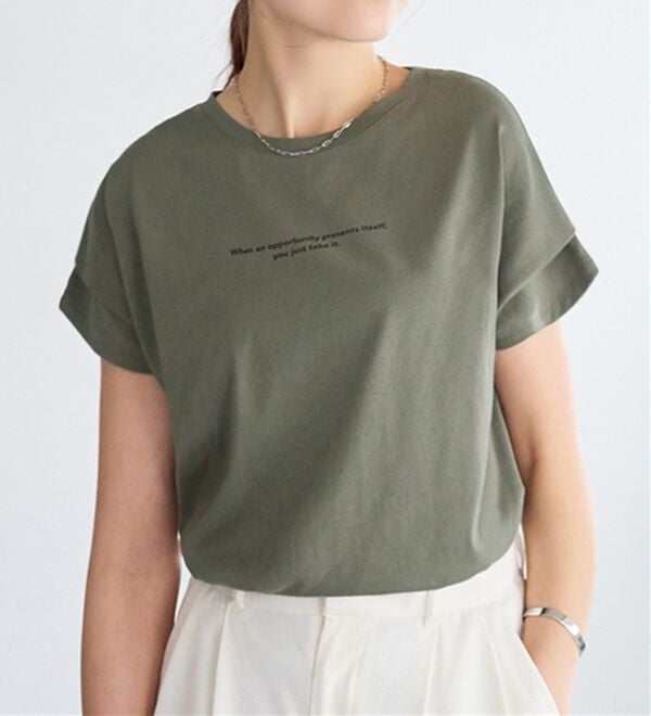 Viola e Viola（ヴィオラ エ ヴィオラ）の「脱普通！すっきり見え大人の上品Ｔシャツ（Tシャツ）」｜オリーブミニロゴ