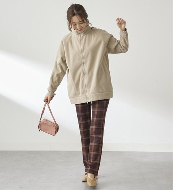 BELLUNA（ベルーナ）の「まるではく毛布！静電防止付裏ファーイージーパンツ（フルレングスパンツ）」｜詳細画像