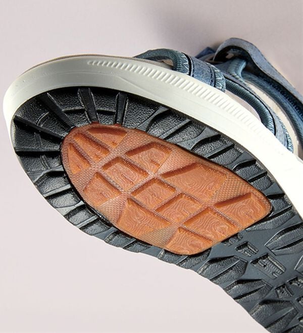 BELLUNA（ベルーナ）の「サッと履けるエアソールスニーカーサンダル（サンダル・ミュール）」｜詳細画像