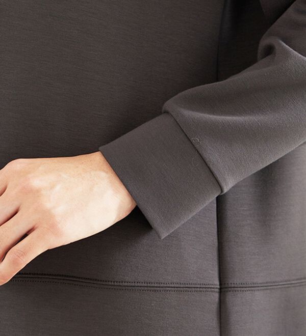 BELLUNA（ベルーナ）の「ワイドネック切替デザインプルオーバー（カットソー）」｜詳細画像