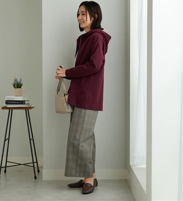 BELLUNA（ベルーナ）の「フードデザインとろみ素材ジップアップパーカー（パーカー）」｜詳細画像