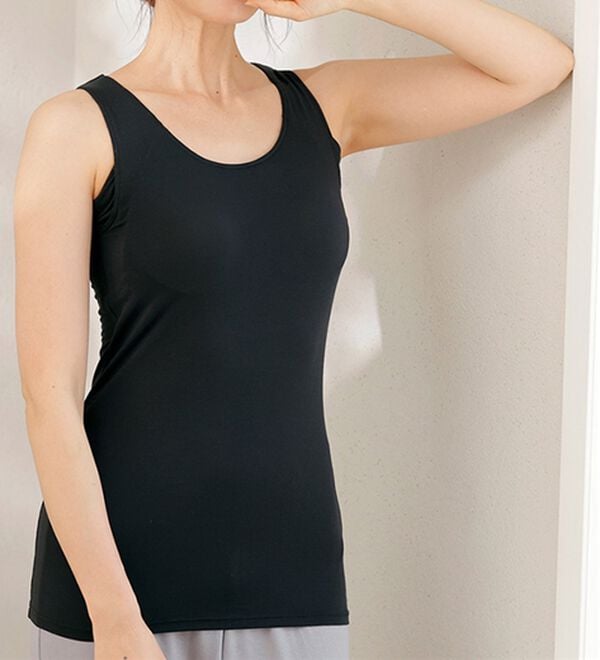 LAVIENNE（ラヴィエンヌ）の「接触冷感　なめらか素材背中フリーカップ付きインナー＜さらりラボ＞タンクトップ（ブラトップ・カップ付きインナー）」｜詳細画像