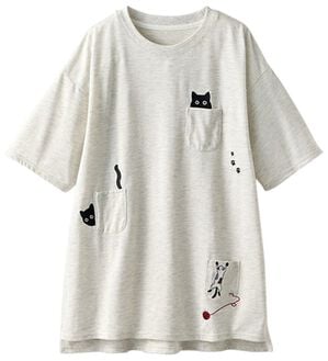 BELLUNA（ベルーナ）の「ネコ刺しゅうビッグプルオーバー（カットソー）」｜オートミール