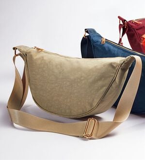 ルフラン（ルフラン）の「大人の収納たっぷりショルダーバッグ（ショルダーバッグ）」｜ベージュ