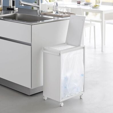 iellio（イエリオ）の「タワー　スリム蓋付目隠しダストワゴン４５Ｌ＜ｔｏｗｅｒ山崎実業＞（リビング用品）」