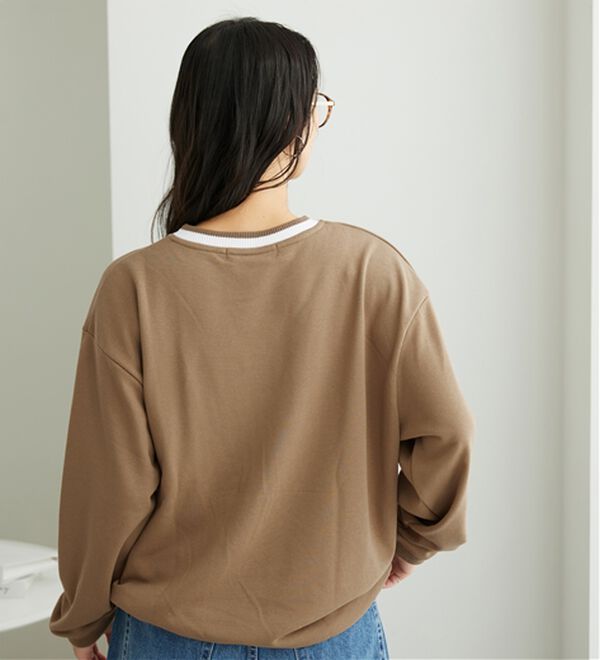 BELLUNA（ベルーナ）の「＜Ｄｉｓｎｅｙ＞【１０１匹わんちゃん】裏毛Ｖネックトレーナー（カットソー）」｜詳細画像