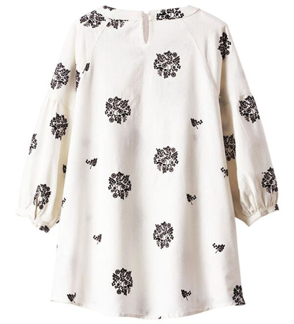 BELLUNA（ベルーナ）の「刺しゅうデザインふんわり袖ブラウス（ブラウス）」｜詳細画像