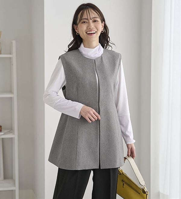 BELLUNA（ベルーナ）の「チュールデザイン首元ゆったりインナー（カットソー）」｜詳細画像