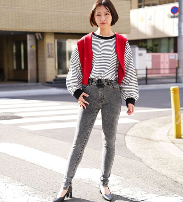 A HAPPY MARILYN（アハッピーマリリン）の「【Ｍ～８Ｌ】夏でもひんやり。足元に魔法をかけて。接触冷感 UV 魔法の美ライン ストレッチ スキニー デニムパンツ（スリム・スキニーパンツ）」｜詳細画像