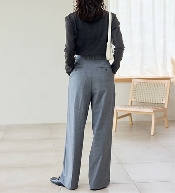 BELLUNA（ベルーナ）の「【選べる衿】肌に優しい綿１００％暖か発熱素材プルオーバー＜ベルホット　コットン＞（カットソー）」｜詳細画像