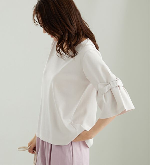 BELLUNA（ベルーナ）の「リボン付フレアー袖プルオーバー（カットソー）」｜詳細画像