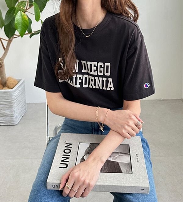 GeeRA（ジーラ）の「【ｃｈａｍｐｉｏｎ】ロゴＴシャツ（Tシャツ）」｜詳細画像