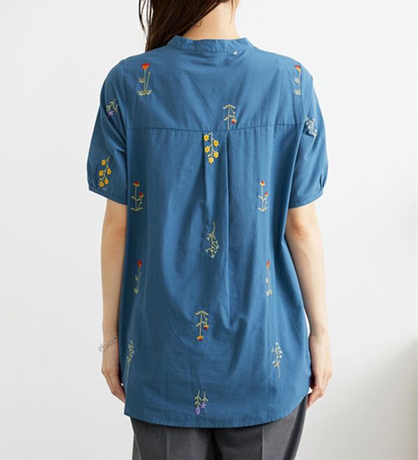 BELLUNA（ベルーナ）の「【Ｌａｇｒｉｌｕａ】花柄刺しゅうデザインチュニック（チュニック）」｜詳細画像