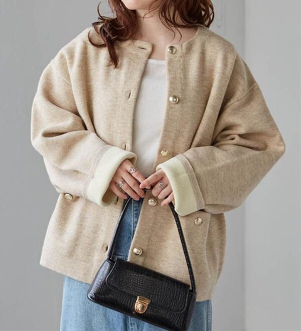 RANAN（ラナン）の「裏配色ゴールド調ボタンニットコーディガン（ニットカーディガン）」｜詳細画像