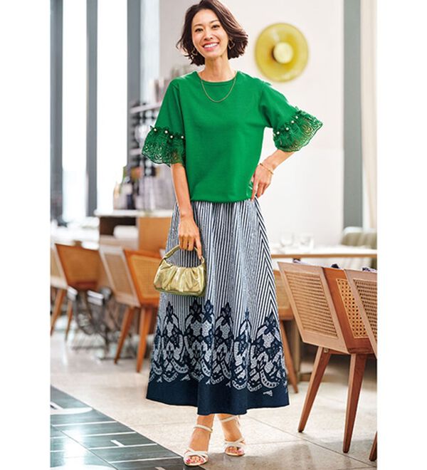 BELLUNA（ベルーナ）の「裾レース風プリントスカート（ロングスカート）」｜詳細画像