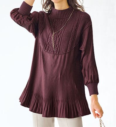 BELLUNA（ベルーナ）の「ニットプリーツ切替フレアーチュニック（チュニック）」