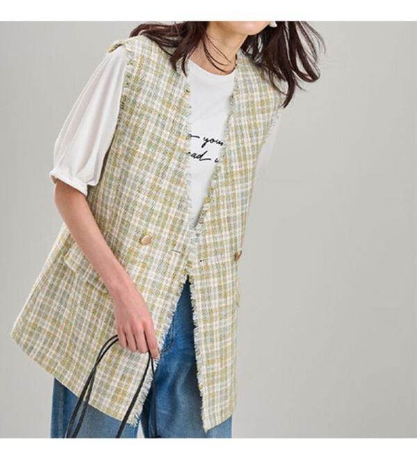 BELLUNA（ベルーナ）の「ファンシーツイード素材金ボタン使いジレ（ジレ）」｜詳細画像