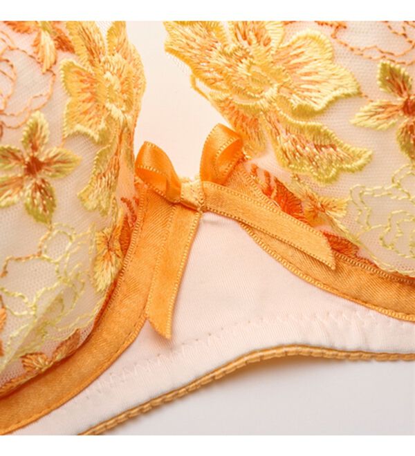 YU'NOW（ユナウ）の「ｔｏ　ｍｅｅブラ＆ショーツ（ブラジャー＆ショーツセット）」｜詳細画像