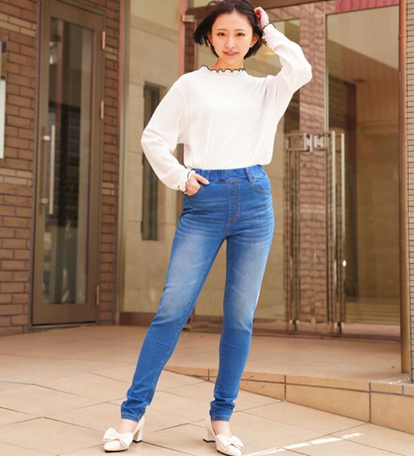 A HAPPY MARILYN（アハッピーマリリン）の「【Ｍ～８Ｌ】夏でもひんやり。足元に魔法をかけて。接触冷感 UV 魔法の美ライン ストレッチ スキニー デニムパンツ（スリム・スキニーパンツ）」｜詳細画像