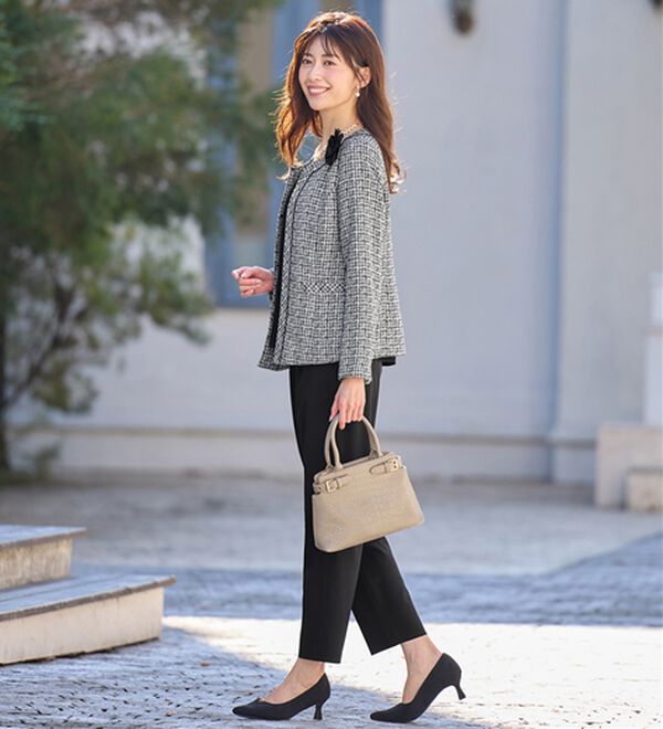 alotta（アロッタ）の「【４点セット】入学式卒業式に！ママに嬉しい洗えるパンツスーツ＜７号～２３号＞（パンツスーツ）」｜詳細画像