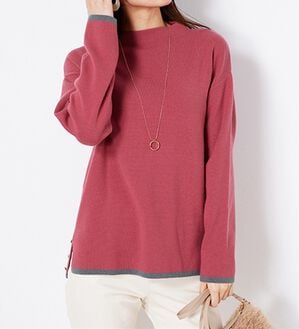 BELLUNA（ベルーナ）の「金ボタン使い配色ニットプルオーバー（ニット・セーター）」｜コーラルピンク／杢グレー