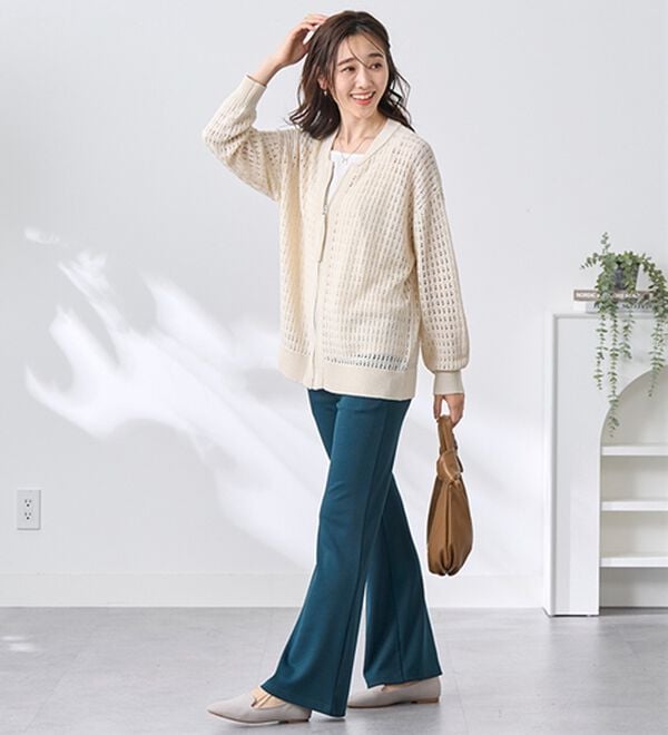 BELLUNA（ベルーナ）の「シュッと体型カバー！ジャストフィットフレアーパンツ（フルレングスパンツ）」｜詳細画像