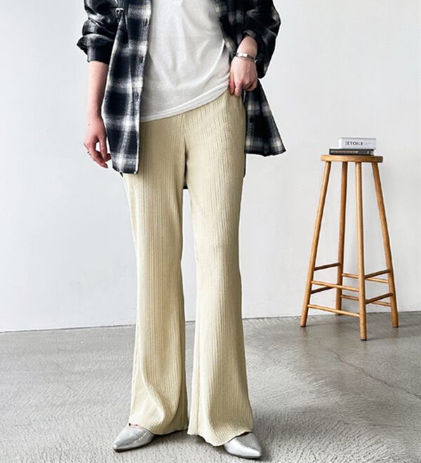 GeeRA（ジーラ）の「セルフカット美脚魅せセミフレアパンツ（フルレングスパンツ）」｜詳細画像