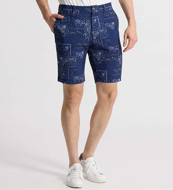 「＜マンシングウェア＞吸汗速乾バンダナ総柄ドットメッシュハーフパンツ（メンズハーフパンツ）」｜ネイビー