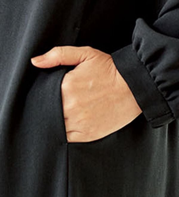 BELLUNA（ベルーナ）の「洗える！ゆったりフォーマルワンピース（ブラックフォーマル（喪服・礼服））」｜詳細画像