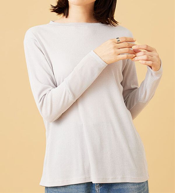 BELLUNA（ベルーナ）の「衿＆袖ラメチュール切替プルオーバー（カットソー）」｜ライトグレー