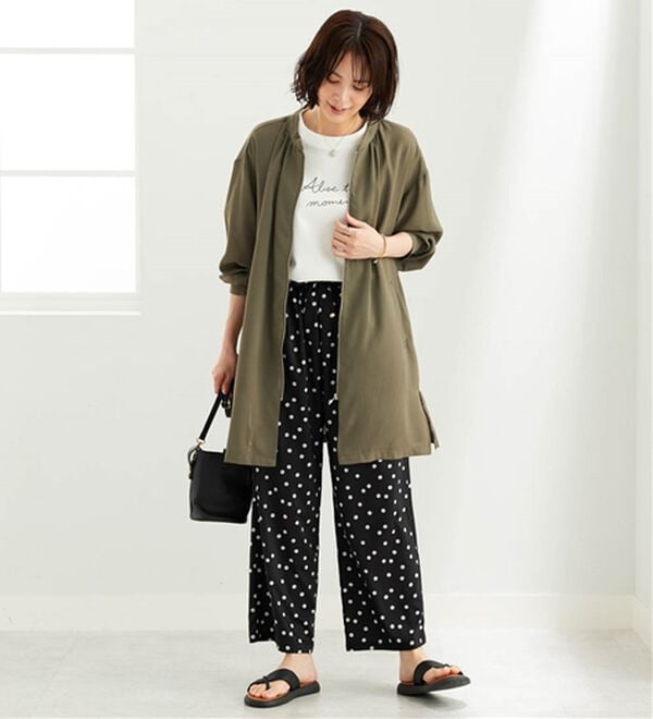 BELLUNA（ベルーナ）の「とろみ素材イージーケアロング丈ジャケット（その他ジャケット）」｜詳細画像