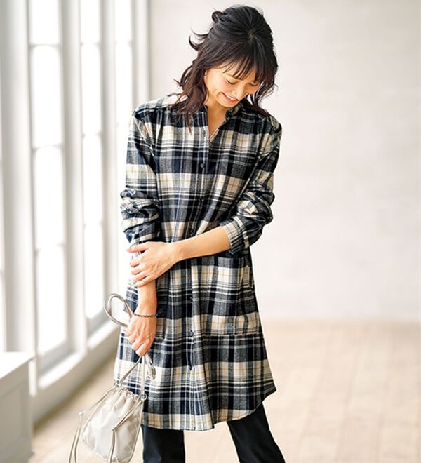 M.&KYOKO 薄いピンク色　刺繍ノースリーブチュニック　コットン１００% M.&KYOKO 薄いピンク色刺繍ノースリーブチュニックコットン100%