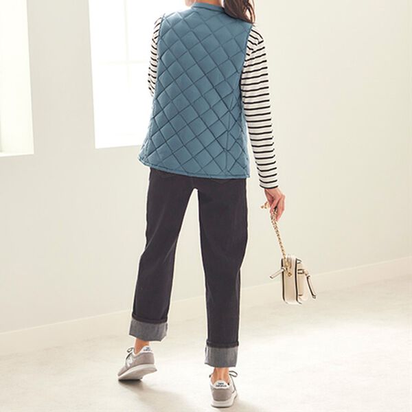 BELLUNA（ベルーナ）の「洗える！キルト柄軽量ダウンベスト（ベスト）」｜詳細画像