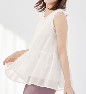 alotta（アロッタ）の「【接触冷感】インナー付ノースリーブペプラムブラウス（ブラウス）」｜オフホワイト