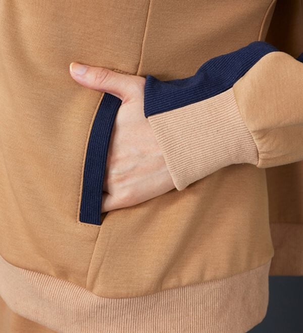 BELLUNA（ベルーナ）の「【Ｌａｇｒｉｌｕａ】配色ライン使いコクーンジャケット（その他ジャケット）」｜詳細画像