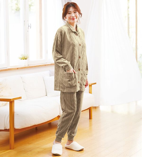 LAVIENNE（ラヴィエンヌ）の「ケーブルフリースジャケットパジャマ（パジャマ・ルームウェア）」｜詳細画像