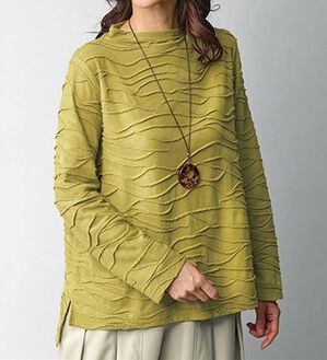 BELLUNA（ベルーナ）の「タックジャカード素材ボトルネックプルオーバー（カットソー）」｜カラシ