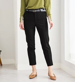 BELLUNA（ベルーナ）の「サマ見え！美脚テーパードパンツ（テーパードパンツ）」｜黒