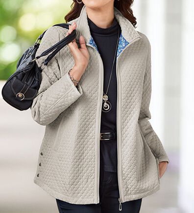 BELLUNA（ベルーナ）の「裏プリントキルト素材ジャケット（その他ジャケット）」