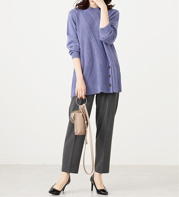 BELLUNA（ベルーナ）の「編地切替サイドボタンチュニック（チュニック）」｜詳細画像